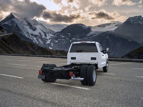 New 2026 Ford F350 XL w/ XL Chrome Package image 8