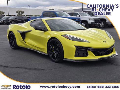 Used 2023 Chevrolet Corvette Z06 w/ Stealth Interior Trim Package RWD image 1