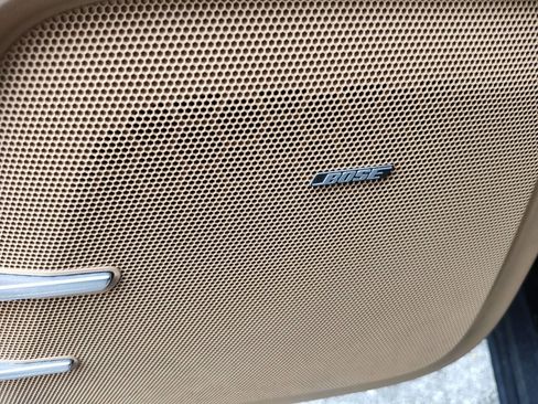 Used 2016 Porsche Cayenne image 30