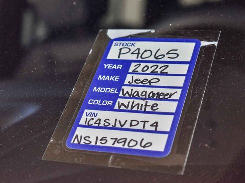 Used 2022 Jeep Wagoneer Series III image 28