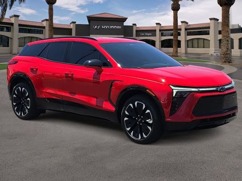 Used 2024 Chevrolet Blazer EV RS AWD/4WD image 2