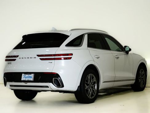 Used 2023 Genesis GV70 2.5T w/ Select Package AWD/4WD image 7
