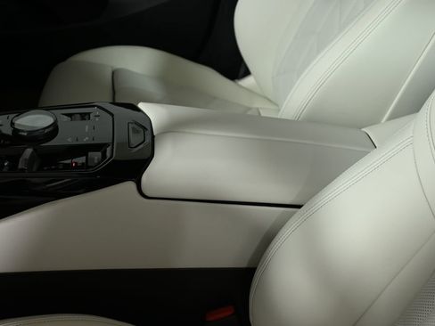 New 2026 BMW 530i xDrive image 24