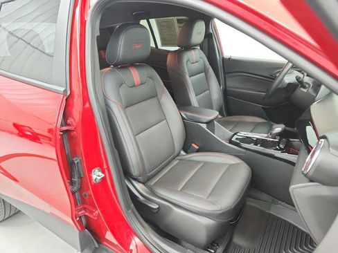 Used 2026 Chevrolet Trax RS FWD image 33
