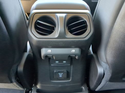 New 2025 Jeep Wrangler Rubicon w/ Steel Bumper Group image 32