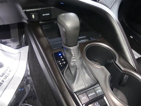 Used 2023 Toyota Camry XSE image 39