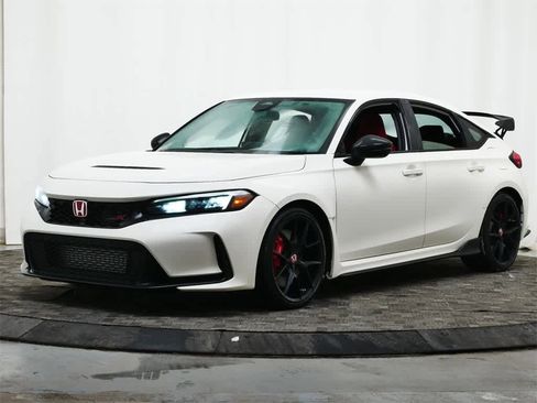 Used 2025 Honda Civic Type R image 1