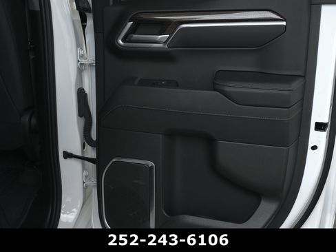 Used 2023 Chevrolet Silverado 1500 LT w/ Protection Package AWD/4WD image 33