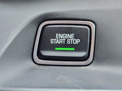 Used 2020 Chevrolet Camaro LT w/ Technology Package image 23