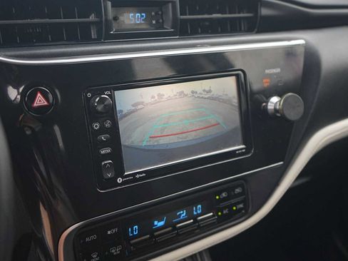Used 2018 Toyota Corolla iM FWD image 24