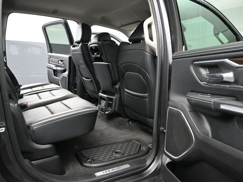 Used 2022 RAM 1500 Laramie image 15