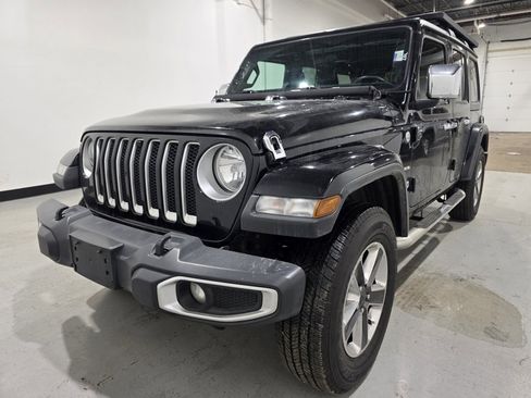 Used 2020 Jeep Wrangler Unlimited Sahara image 8