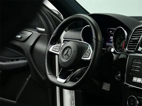 Used 2019 Mercedes-Benz GLE 43 AMG 4MATIC image 38