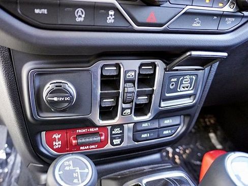 New 2026 Jeep Wrangler Unlimited Rubicon image 33