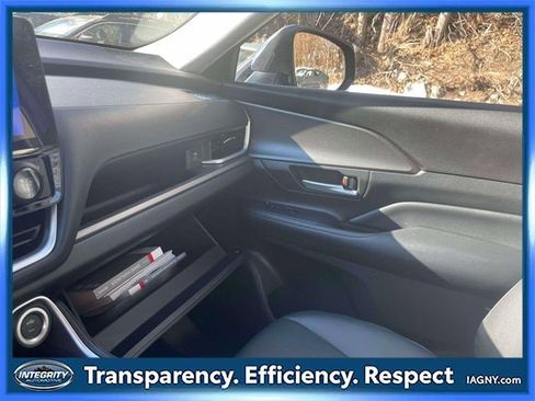 Used 2024 Toyota Grand Highlander XLE image 34