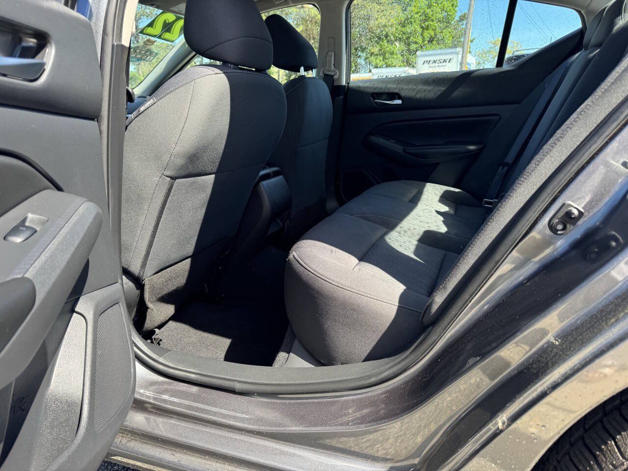 Used 2022 Nissan Altima 2.5 S FWD image 26