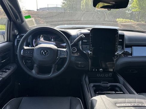 New 2025 RAM 2500 Limited image 21