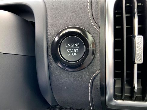 Certified 2025 Ford Expedition Platinum w/ Stealth Appearance Package image 32