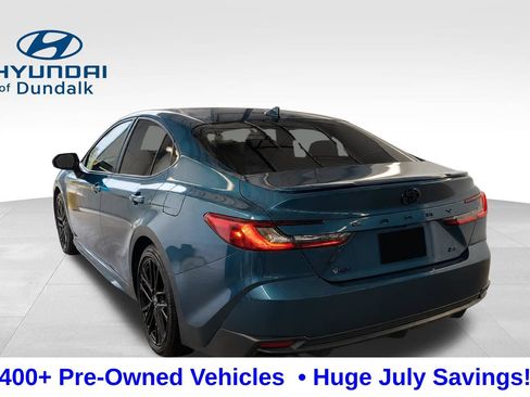 Used 2025 Toyota Camry Hybrid FWD image 2