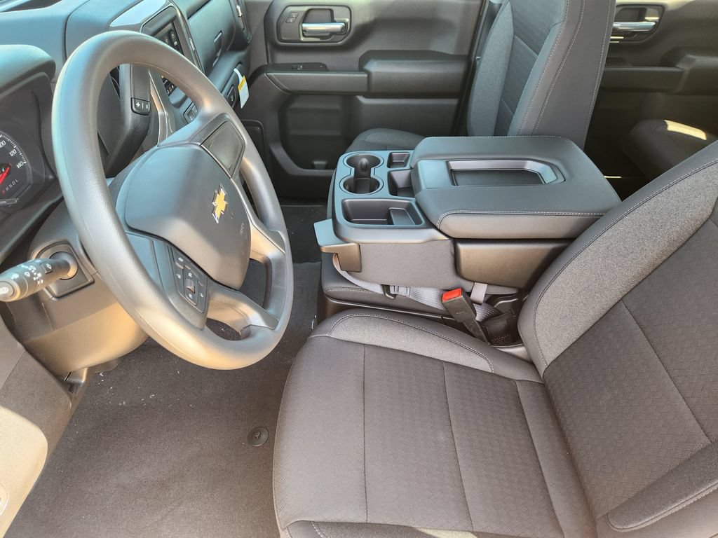 New 2026 Chevrolet Silverado 2500 Custom w/ Custom Value Package AWD/4WD image 9