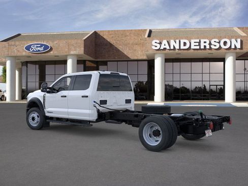 New 2026 Ford F550 4x4 Crew Cab image 5