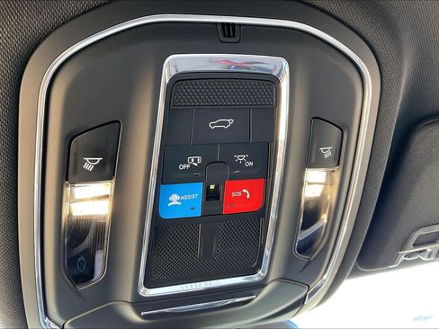 Used 2024 Jeep Grand Cherokee Limited w/ Trailer Tow Package image 33