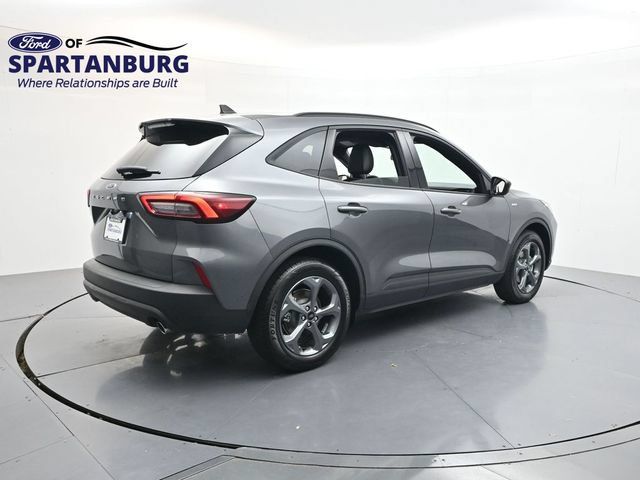 Used 2025 Ford Escape ST-Line FWD image 7