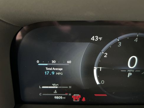 Used 2024 Lexus GX 550 w/ Accessory Package (Z1) image 20