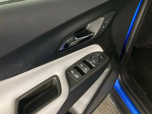 Used 2024 Chevrolet Equinox LT image 12