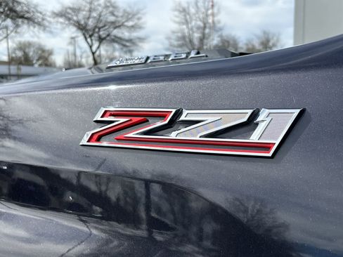 Used 2024 Chevrolet Silverado 3500 LTZ w/ LTZ Convenience Package image 6