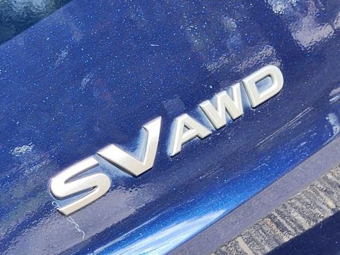 Used 2024 Nissan Rogue SV AWD/4WD image 12