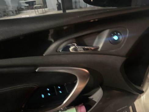 Used 2013 Buick Regal GS image 16