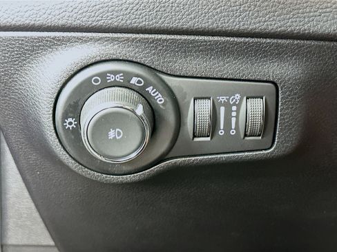 Used 2018 Jeep Compass Trailhawk w/ Leather Interior Group image 17