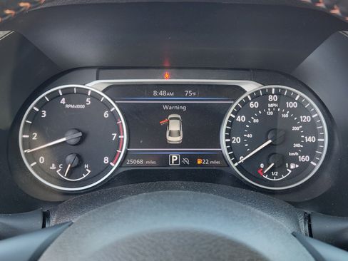Used 2024 Nissan Sentra SR FWD image 19