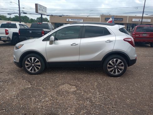 Used 2017 Buick Encore Preferred image 4