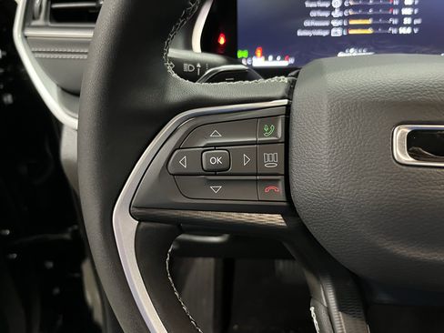 New 2026 Jeep Grand Cherokee Laredo X AWD/4WD image 19