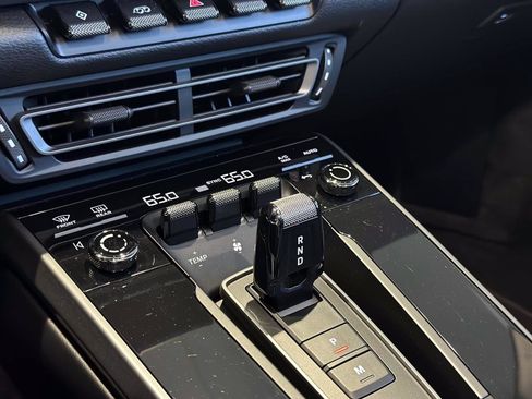 Certified 2022 Porsche 911 Targa 4S image 22