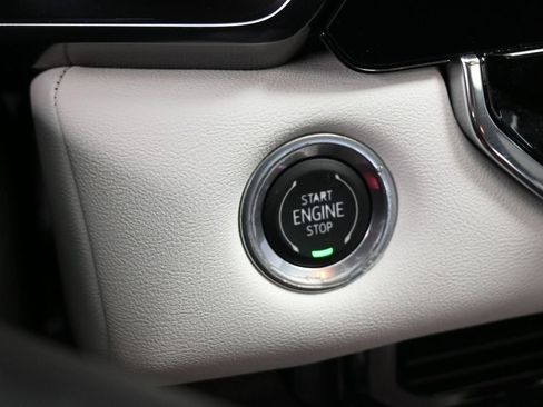 Used 2024 GMC Canyon AT4X w/ AT4X AEV Edition AWD/4WD image 38