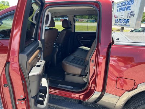 Used 2017 Nissan Titan Platinum Reserve AWD/4WD image 8