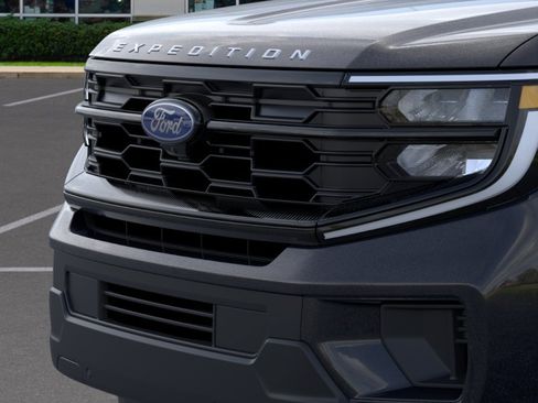New 2026 Ford Expedition Active RWD image 17