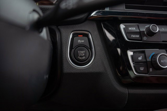 Used 2018 BMW M3 RWD image 19
