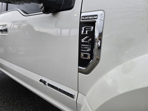 Used 2020 Ford F450 Platinum w/ Camper Package image 11