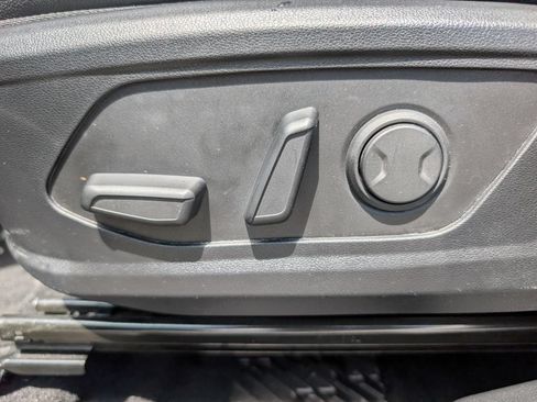 Used 2023 Hyundai Tucson Limited AWD/4WD image 10
