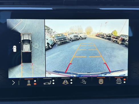 Used 2024 GMC Sierra 2500 AT4 w/ AT4 Premium Plus Package image 33