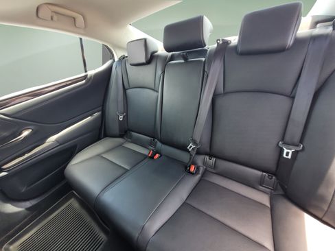 Used 2019 Lexus ES 350 w/ Premium Package FWD image 16