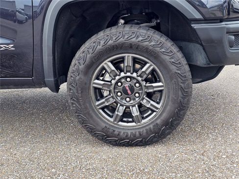 Used 2024 GMC Sierra 1500 AT4X AWD/4WD image 6