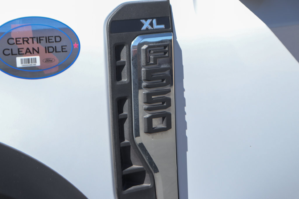 Used 2023 Ford F550 2WD Regular Cab Super Duty image 43