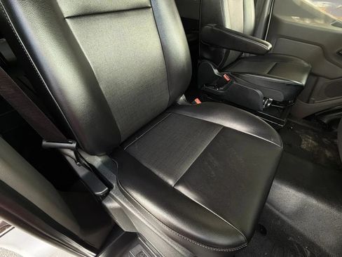 Used 2024 Ford Transit 350 XL RWD image 31