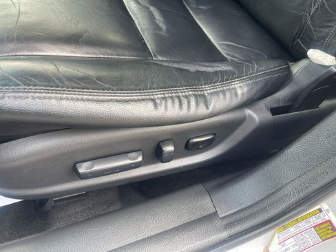 Used 2011 Honda Accord EX-L image 12