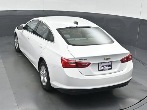 Used 2021 Chevrolet Malibu LS FWD image 36